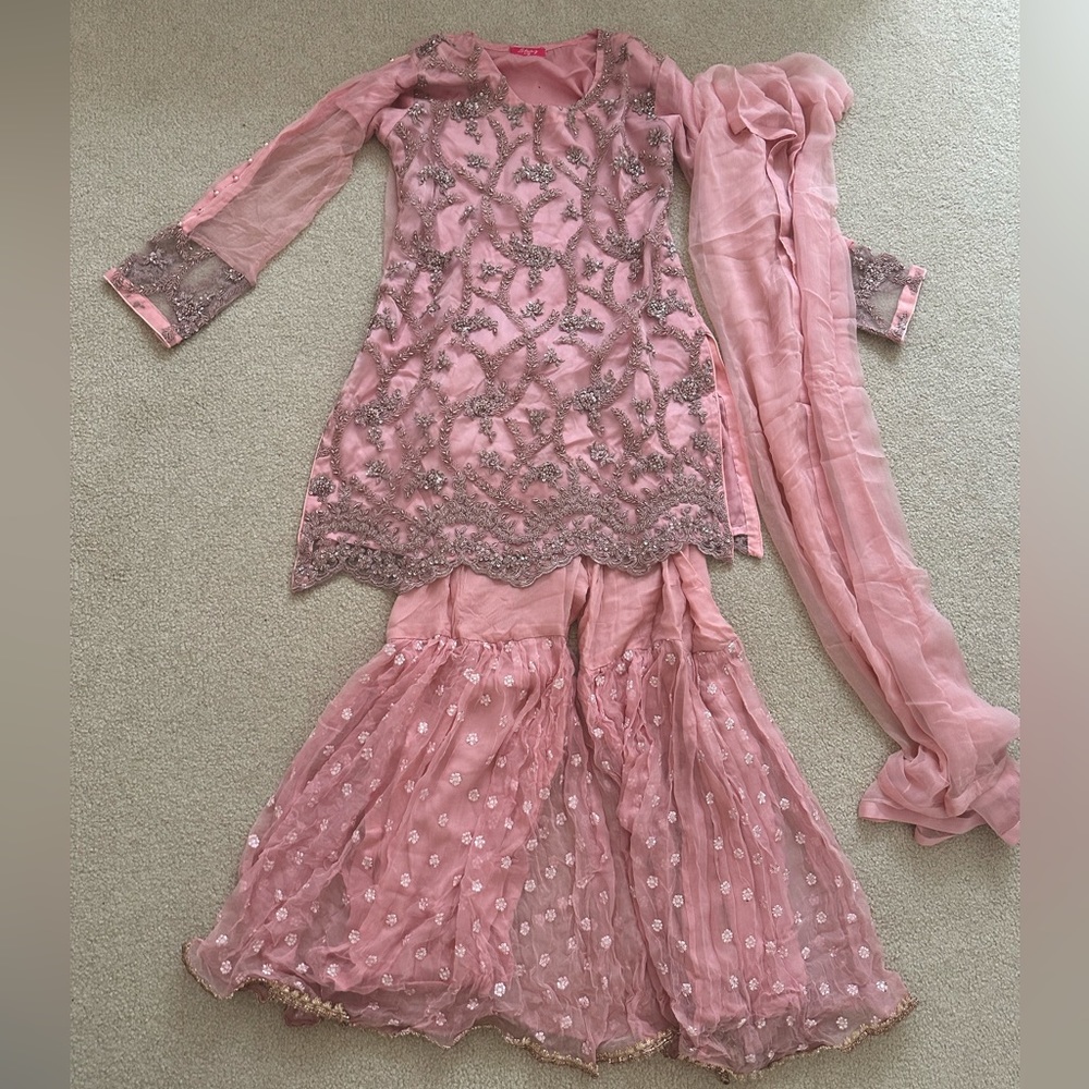 Pink gharara sharara Pakistani Indian dress shalwar kameez size Medium